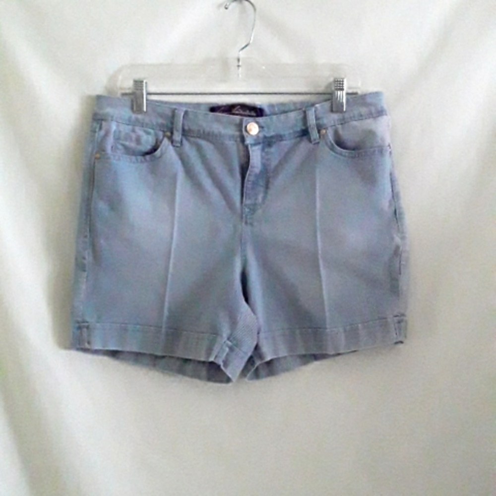 Gloria Vanderbilt Shorts